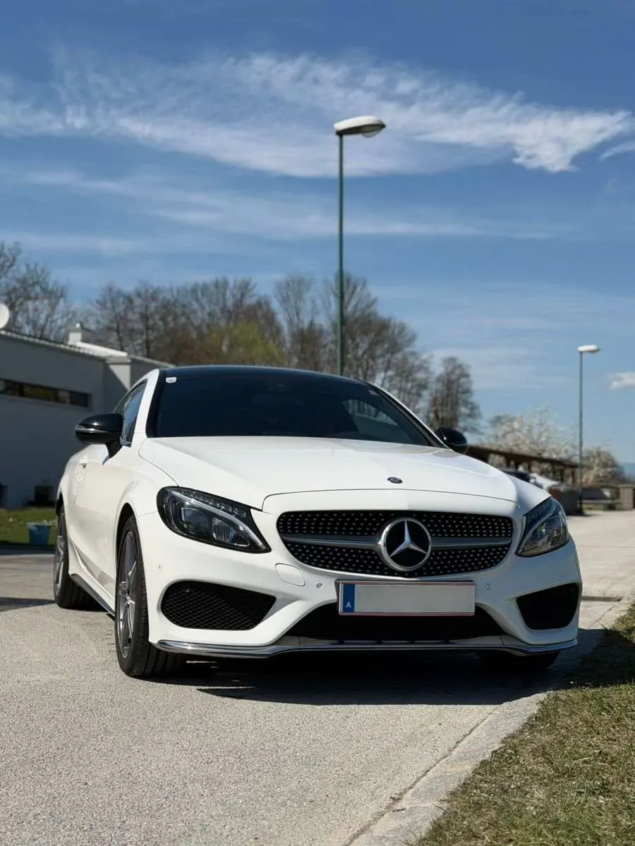 Mercedes-Benz C-Class 2016 photo 2