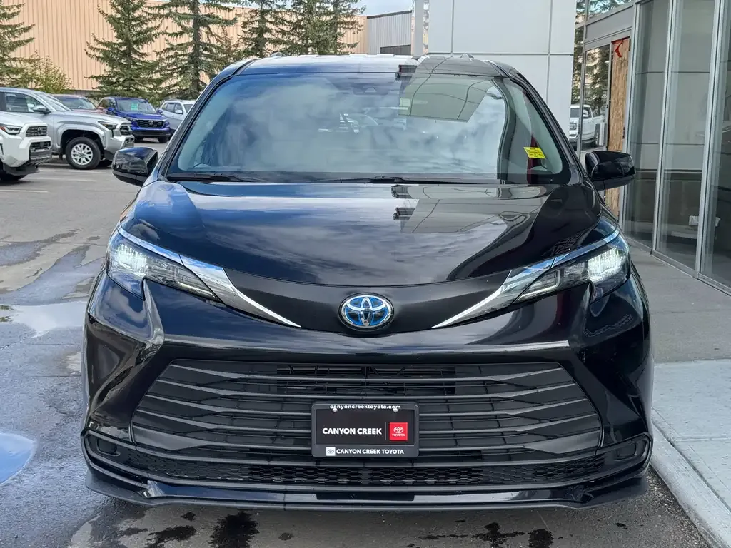 Toyota Sienna 2025 photo 5