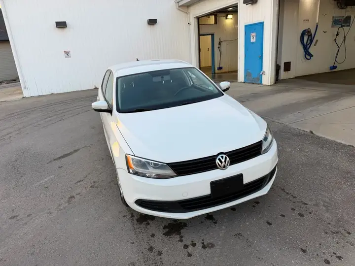 Volkswagen Jetta 2014 photo 4