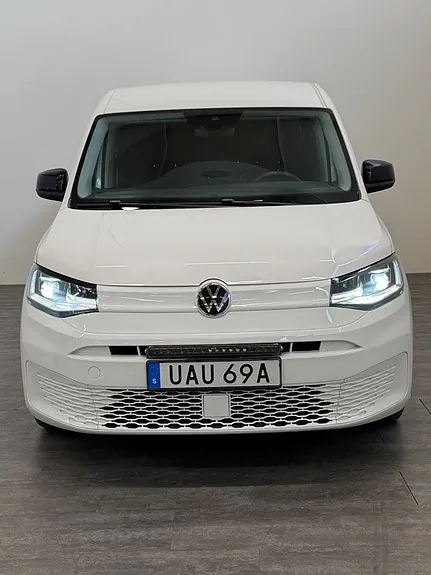 Volkswagen Caddy Maxi 2021 photo 2