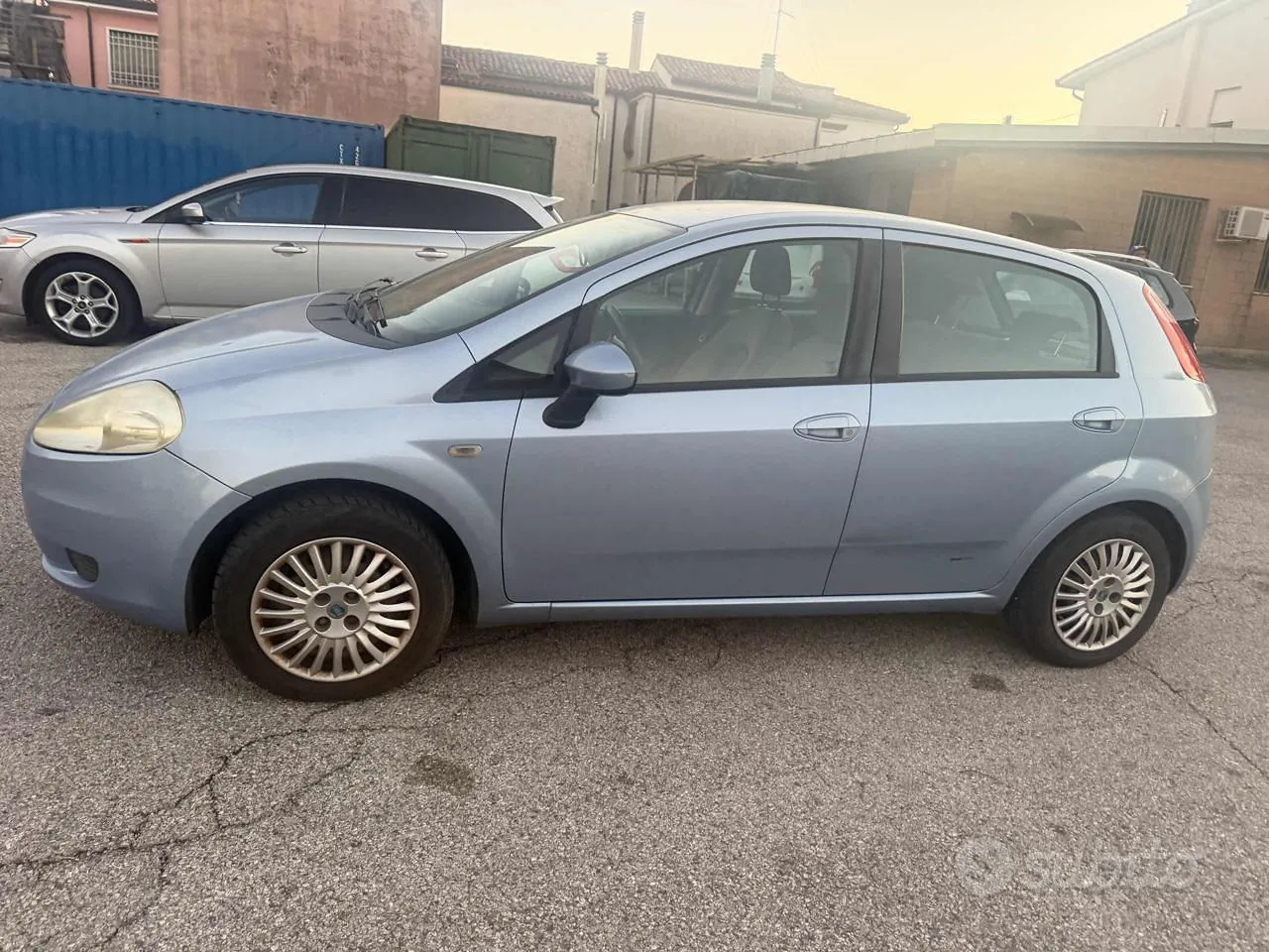 Fiat Grande Punto 2006 photo 4