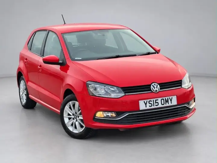 Volkswagen Polo 2015 photo 2