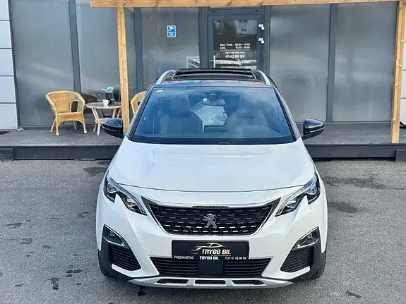 Peugeot 3008 2020 photo 2