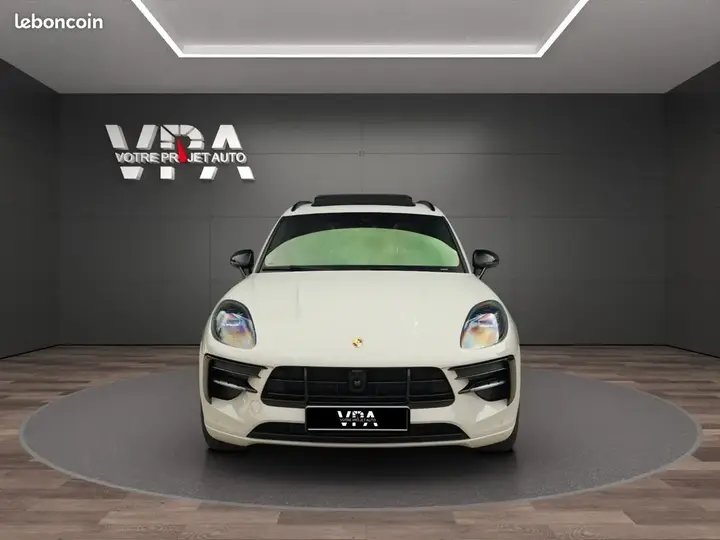 Porsche Macan 2020 photo 2