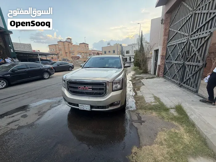 GMC Yukon 2012 photo 5