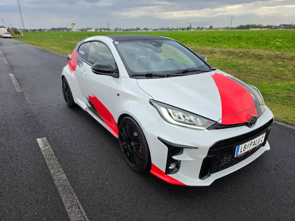 Toyota Yaris 2021 photo 3