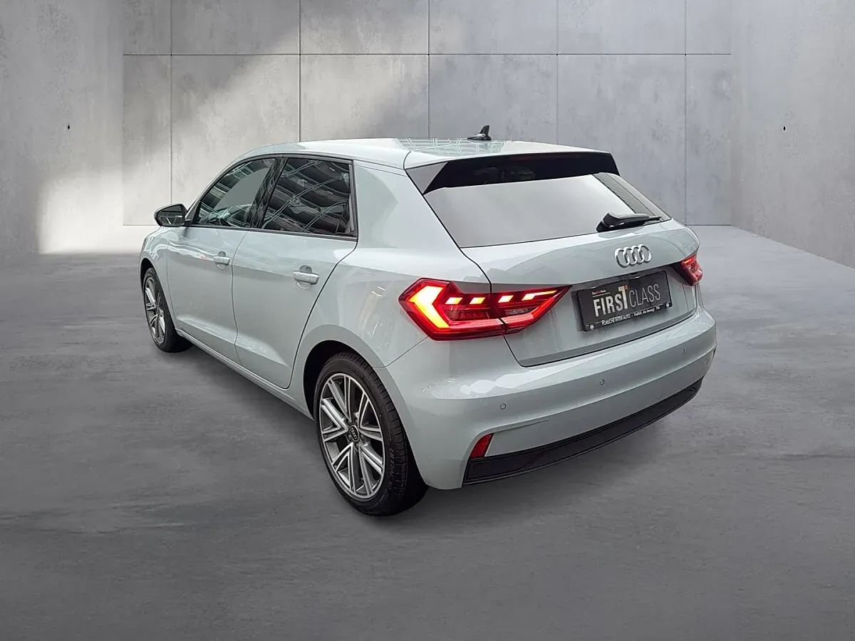 Audi A1 2025 photo 3
