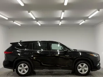 Toyota Highlander 2021 photo 3