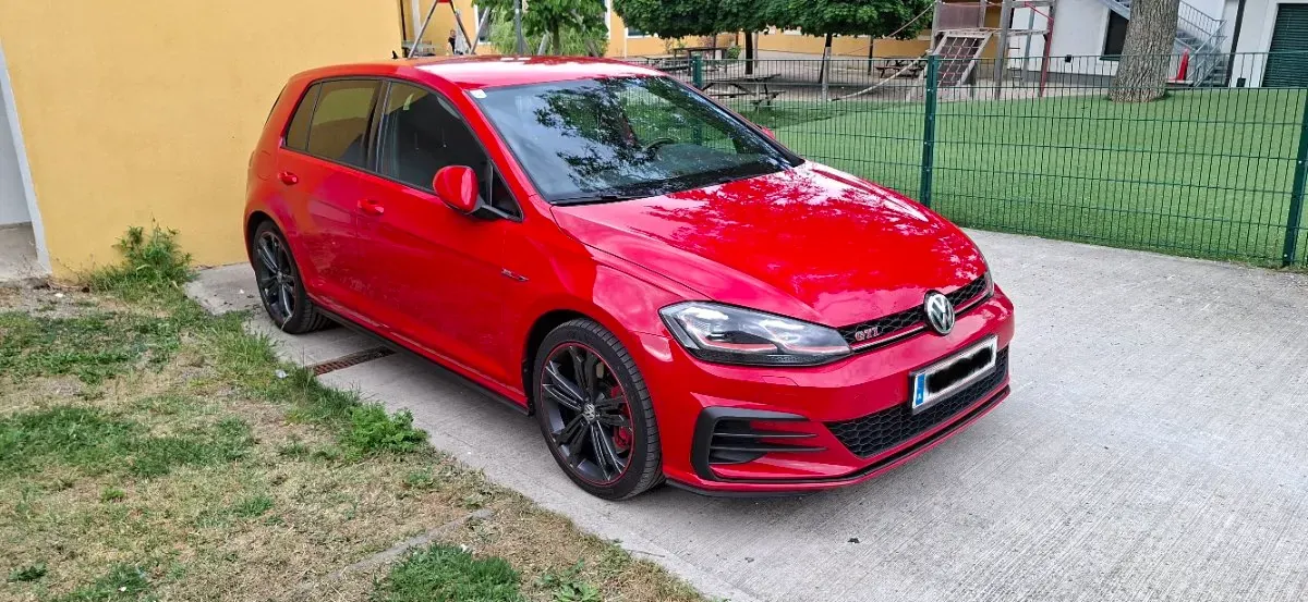 Volkswagen Golf 2019 photo 2