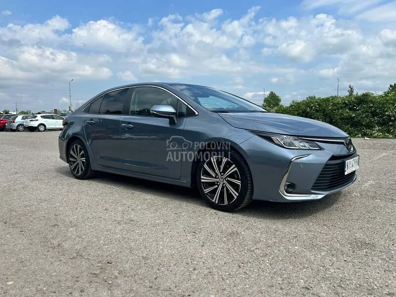 Toyota Corolla 2023 photo 2