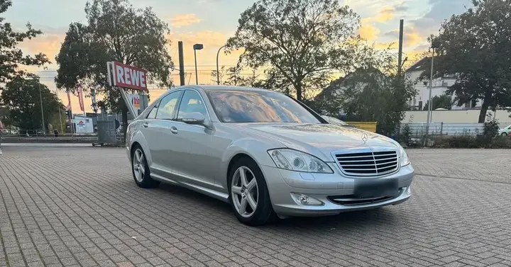 Mercedes-Benz S 500