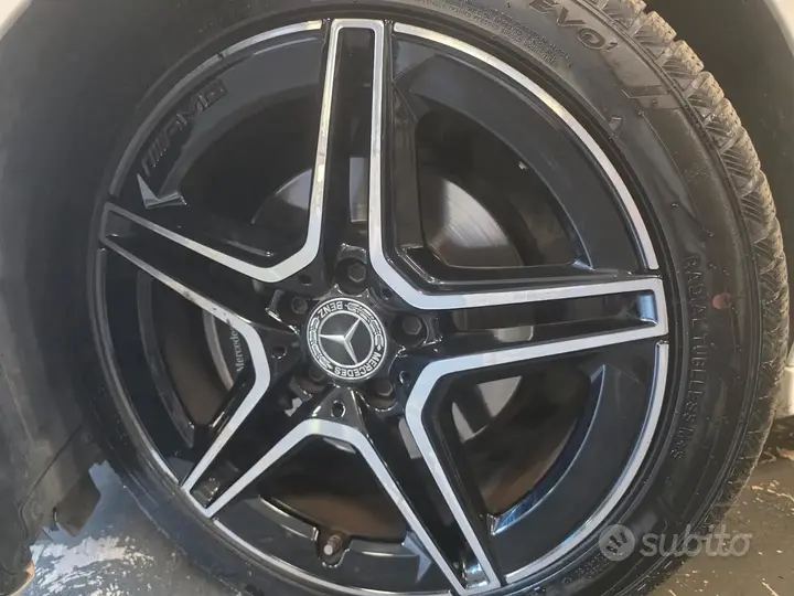 Mercedes-Benz A 180 2022 photo 2