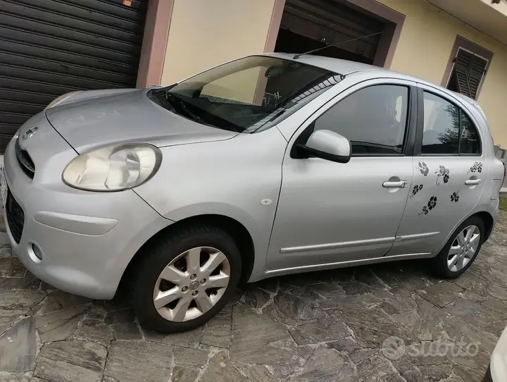 Nissan Micra 2012 photo 5
