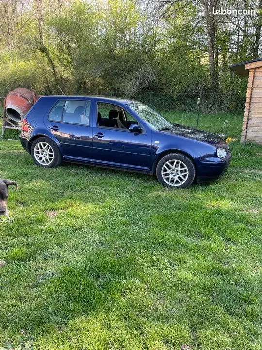 Volkswagen Golf 2001 photo 2