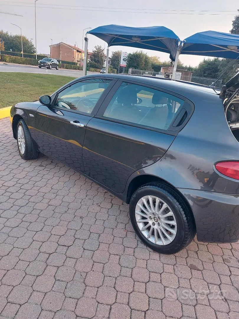 Alfa Romeo 147