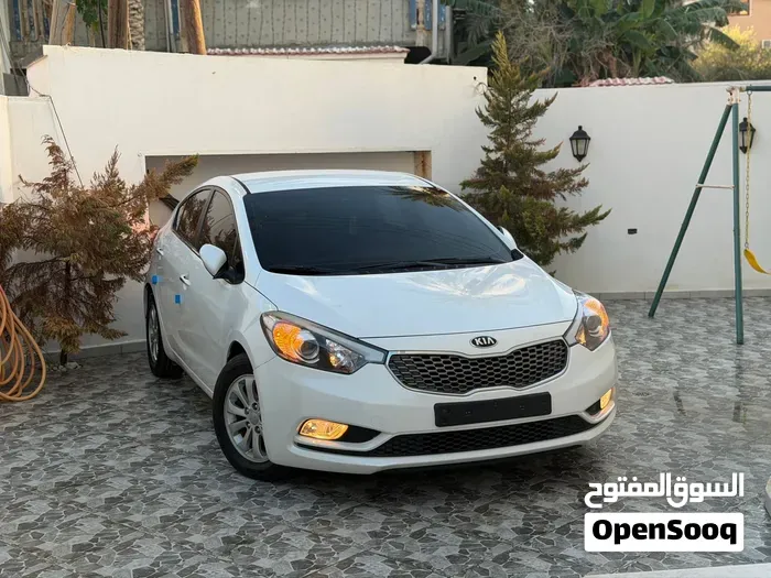 Kia K3 2014 photo 4