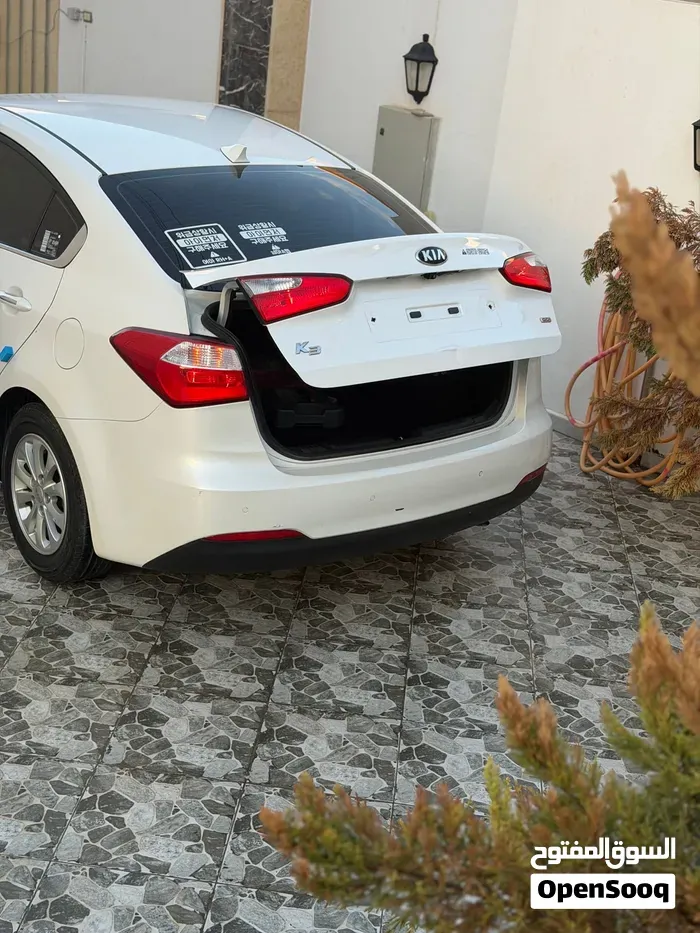Kia K3 2014 photo 3