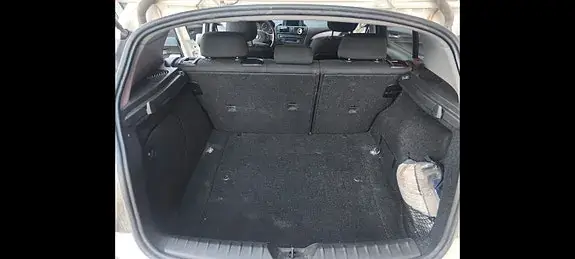 BMW 116D 2013 photo 3