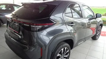 Toyota Yaris Cross 2025 photo 3