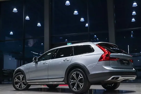 Volvo V90 Cross Country 2017 photo 4