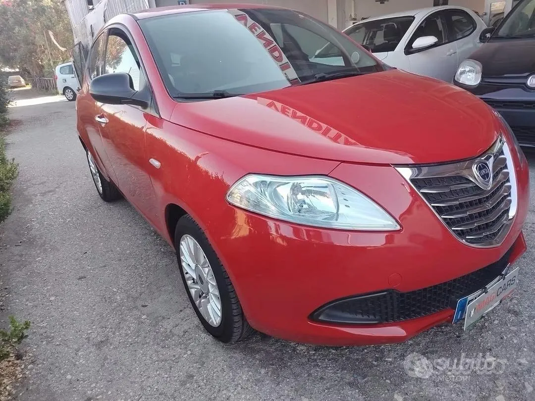 Lancia Ypsilon 2014 photo 4
