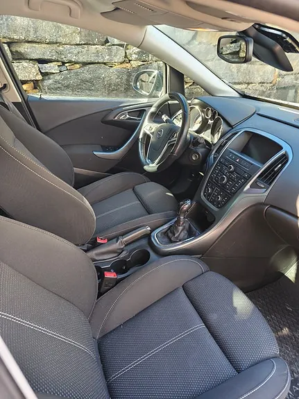 Opel Astra 2014 photo 5