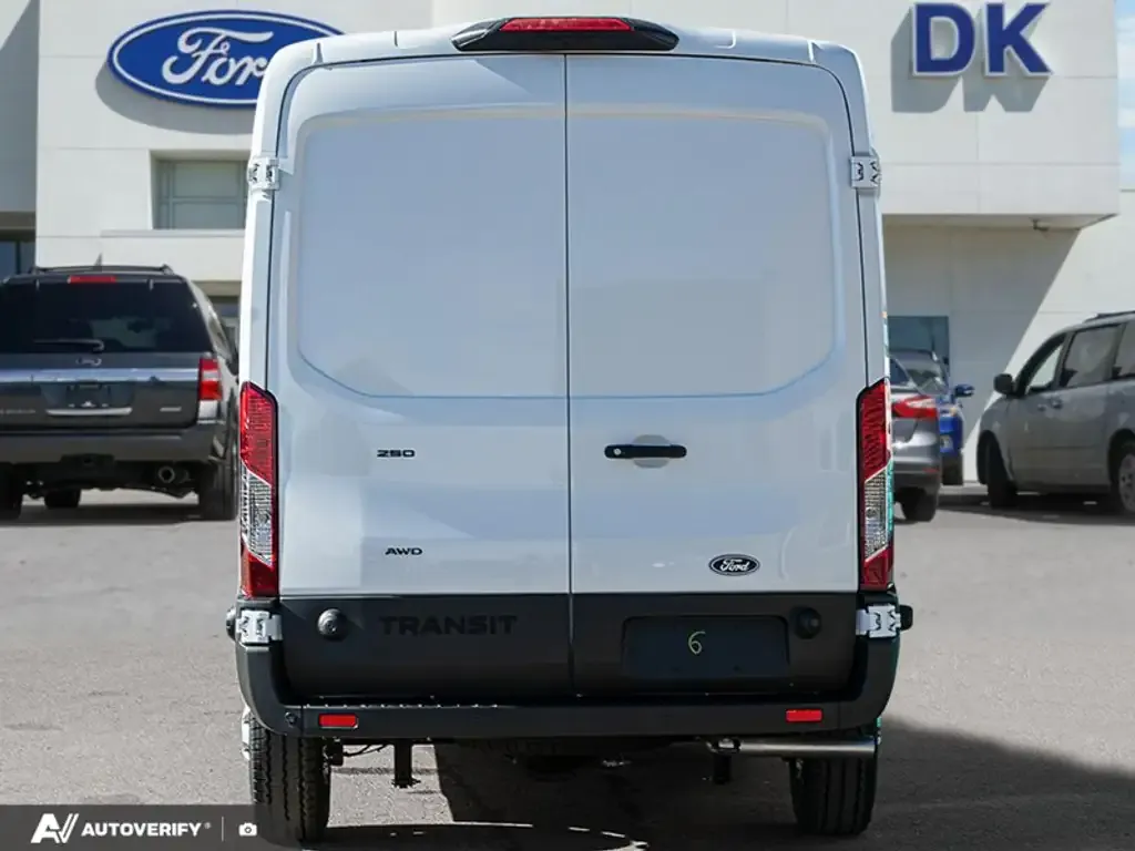 Ford Transit 2027 photo 5