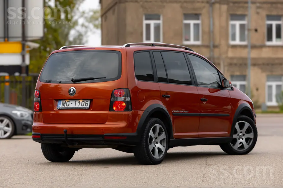 Volkswagen Touran 2007 photo 5