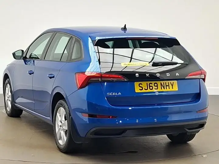 Skoda Scala 2019 photo 2