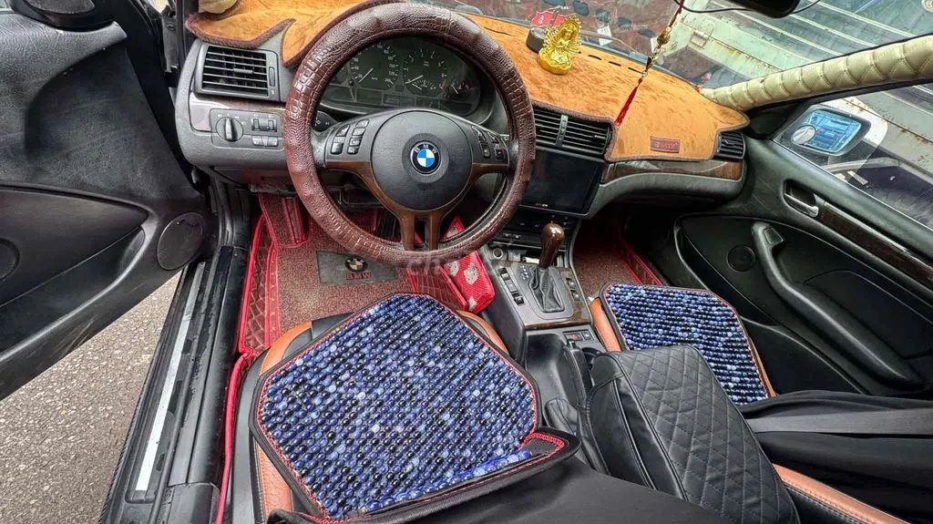 BMW 3 Series 2004 photo 5