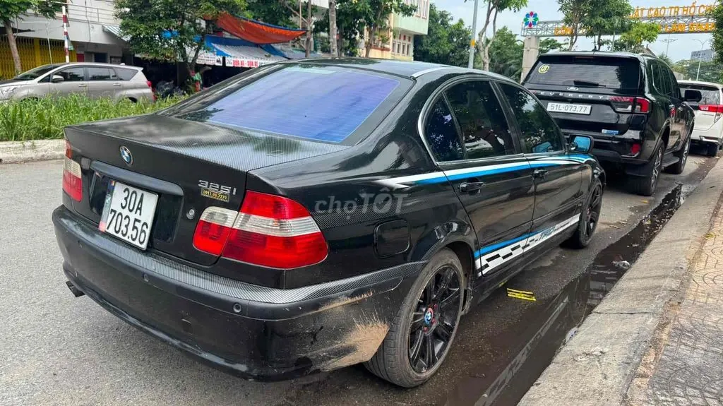 BMW 3 Series 2004 photo 3