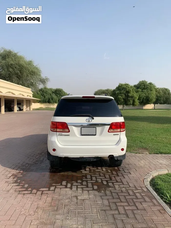 Toyota Fortuner 2008 photo 2