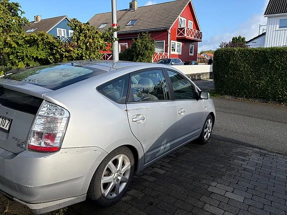 Toyota Prius 2009 photo 2