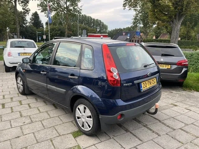 Ford Fiesta 2006 photo 3
