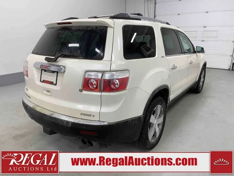 GMC Acadia 2010 photo 3