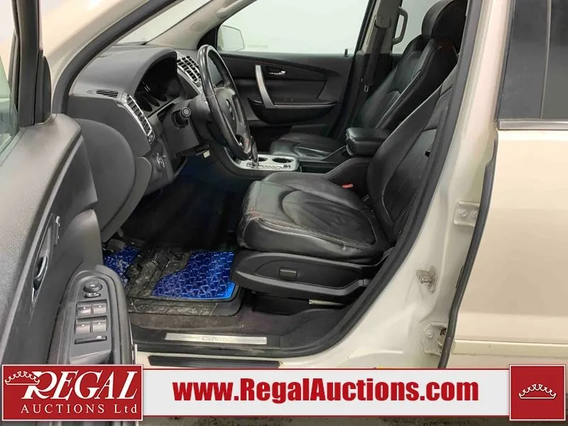 GMC Acadia 2010 photo 5