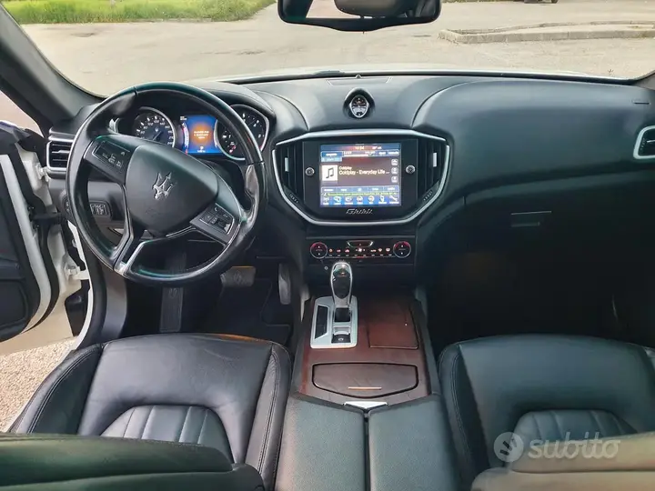 Maserati Ghibli 2015 photo 5