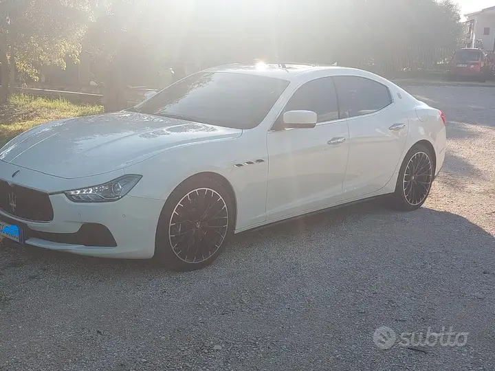 Maserati Ghibli 2015 photo 4