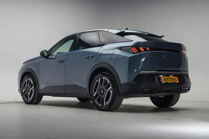 Peugeot 3008 2025 photo 3