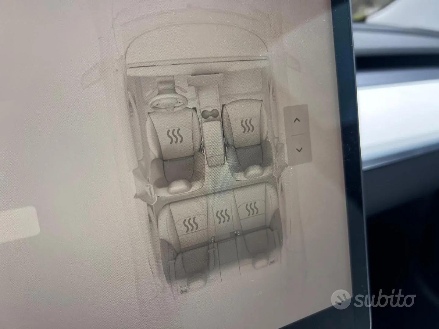 Tesla Model 3 2022 photo 4