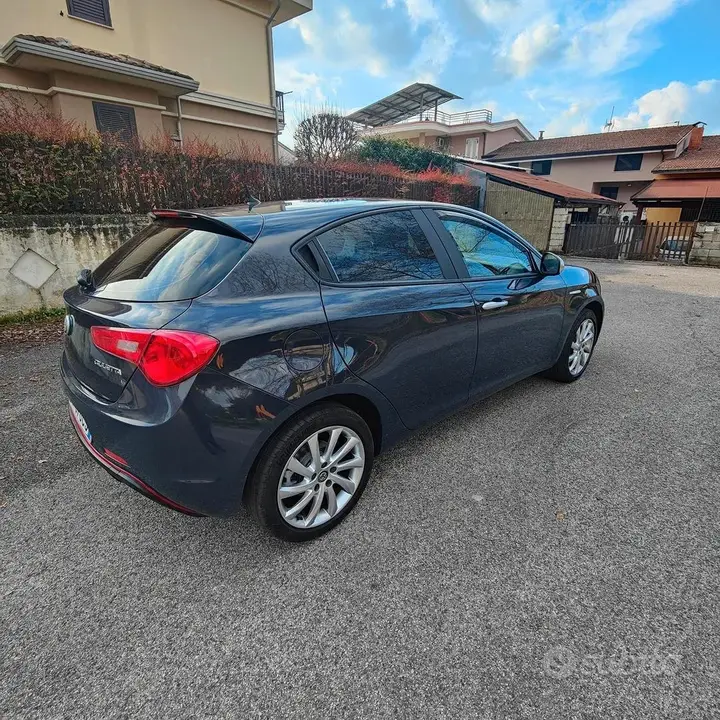 Alfa Romeo Giulietta