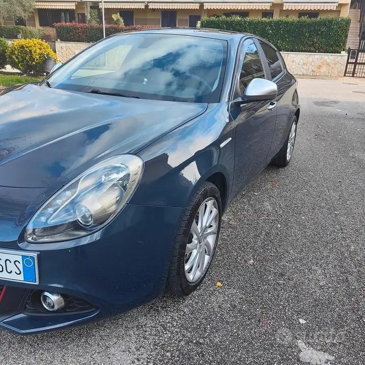 Alfa Romeo Giulietta 2018 photo 4