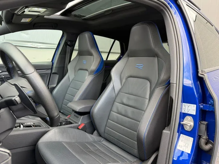 Volkswagen Golf 2021 photo 2