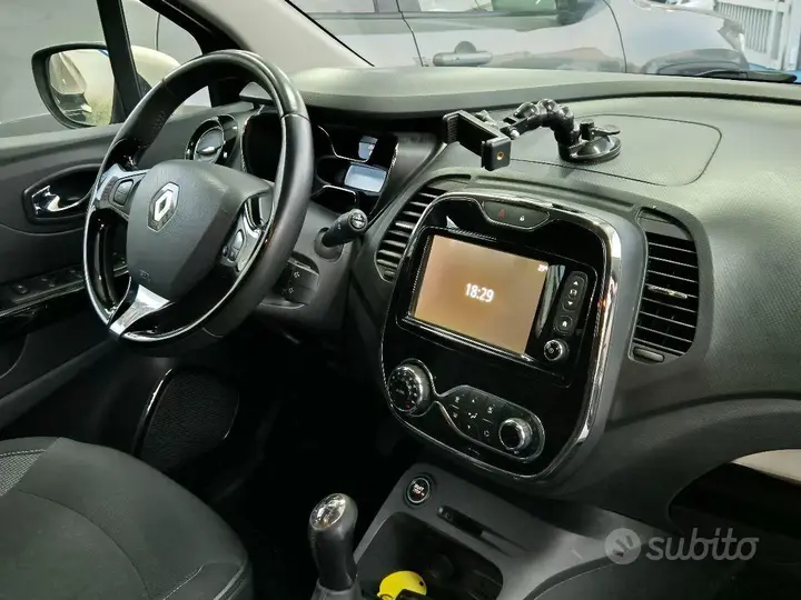 Renault Captur 2014 photo 2
