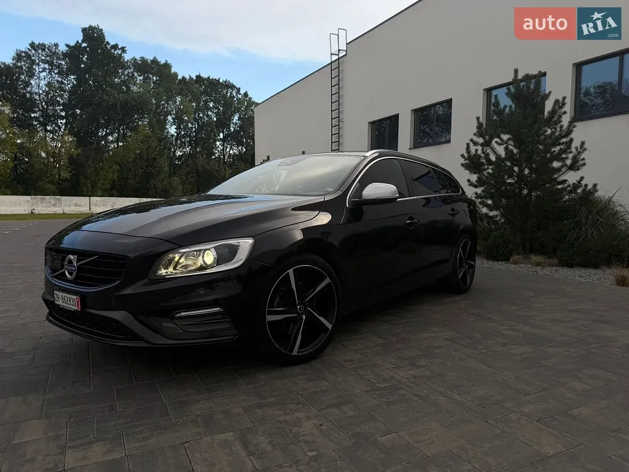 Volvo V60 2016 photo 3