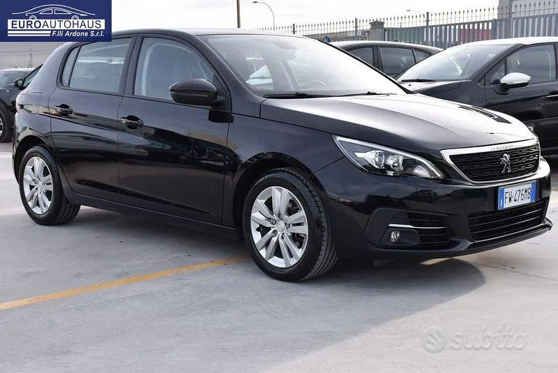 Peugeot 308 2019 photo 3