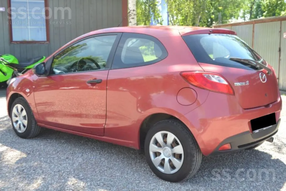 Mazda Mazda2 2008 photo 2