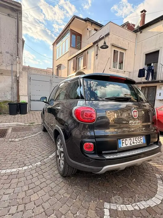 Fiat 500L 2016 photo 2