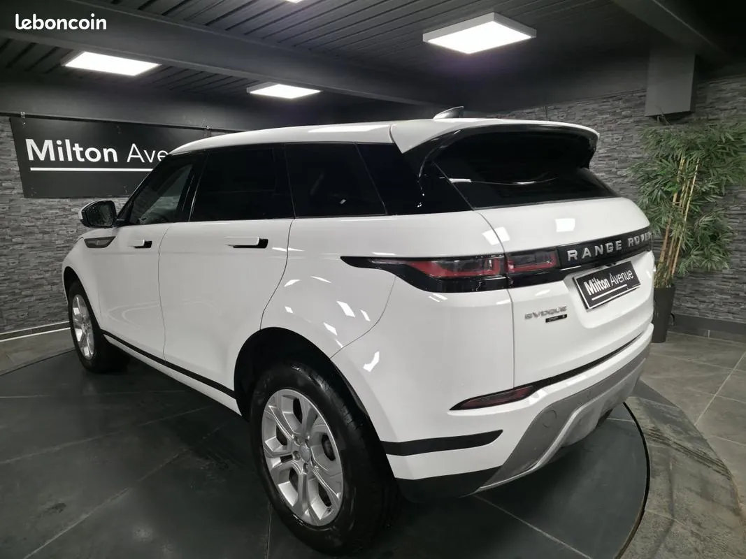 Land Rover Range Rover Evoque 2020 photo 3