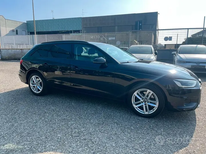 Audi A4 2021 photo 3